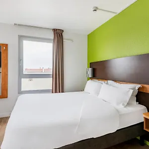 Hotel Premiere Classe Centre Gare Part Dieu Lyon